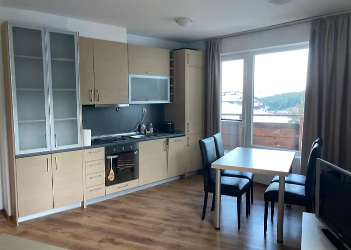 26а Detelina * 班斯科